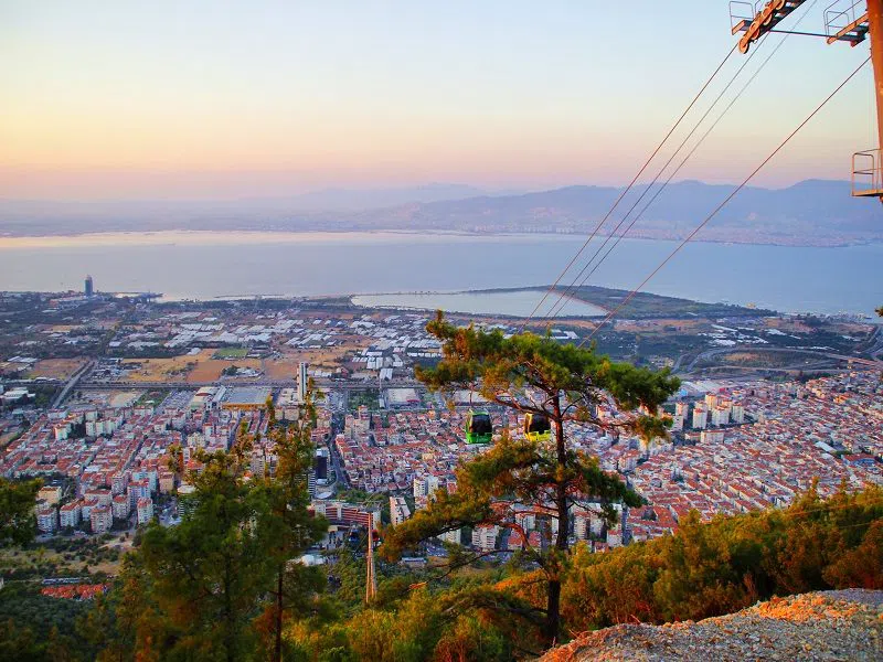 Balçova Teleferik (İzmir Gondola), Izmir