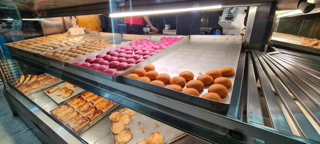 Çelebi Unlu Mamuller, Izmir